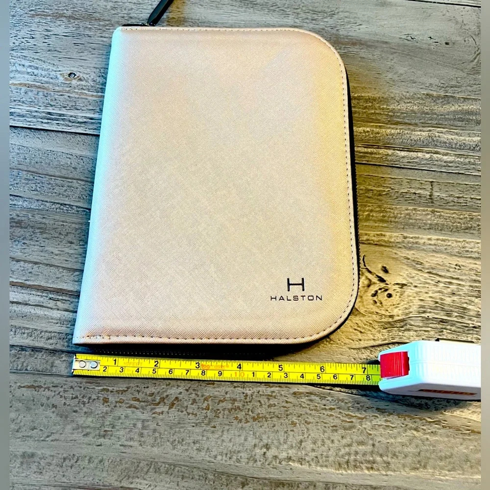 Jewelry Portfolio - Beige/Gold - like new.